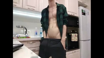 Trone41  20-12-2021 video booty